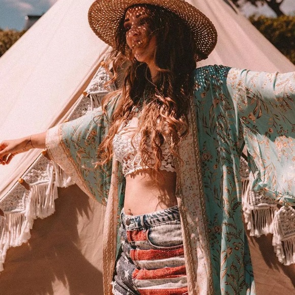 SOLD OUT Turquoise Fields Floral Kimono Robe Coverup - Picture 3 of 9